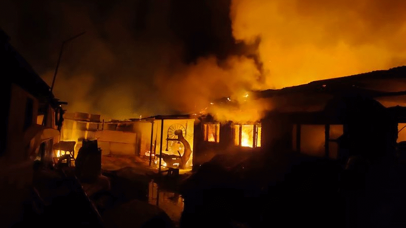 Bandipora : Fire Razes Two Houses, Army Steps In to Contain Spread