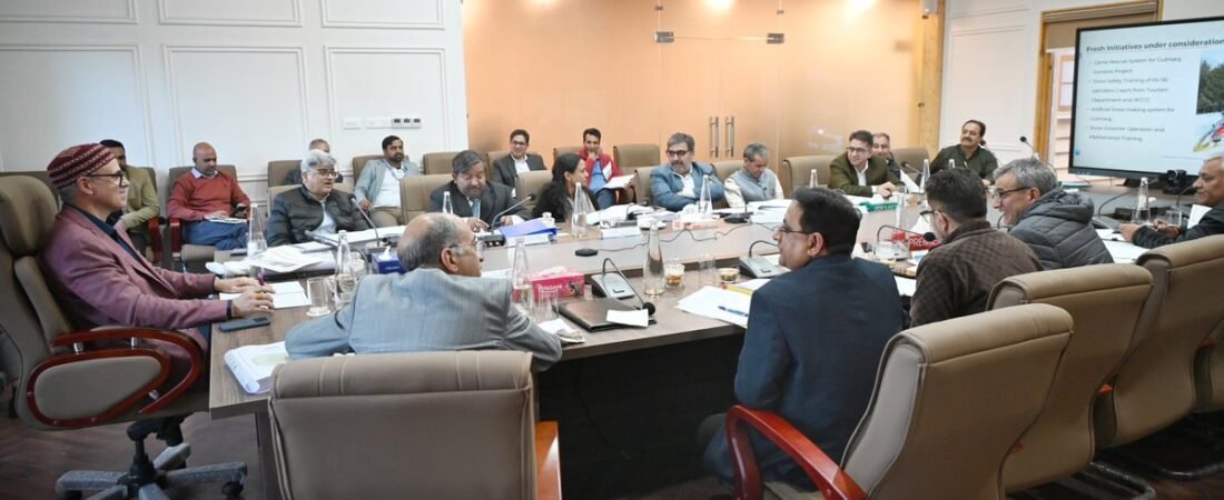 CM Reviews Ropeway Expansion Projects, Pushes Tourism Infrastructure Upgrade in J&K