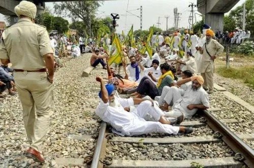Punjab Farmers’ Rail Blockade Disrupts 20 Train Services Over Unmet Demands
