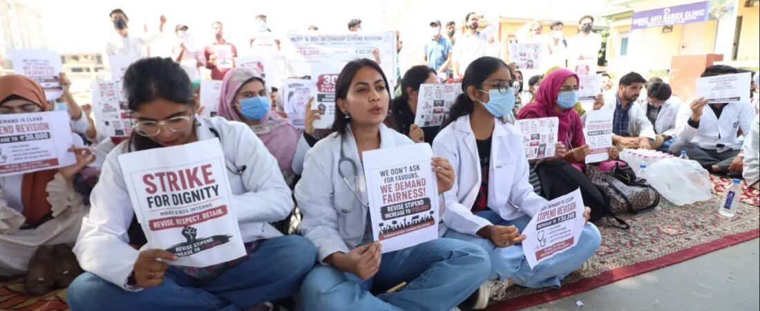 MBBS and BDS Interns Across J&K Launch Indefinite Strike Demanding Stipend Hike