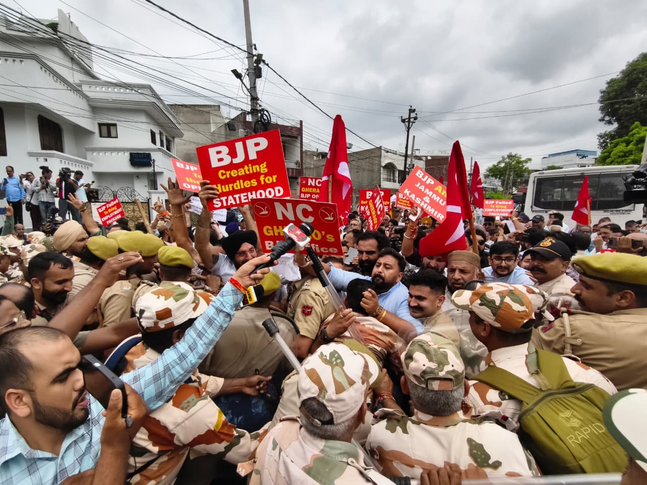 Scores of NC Activists Detained During Protest March to Gherao BJP Headquarters in Jammu