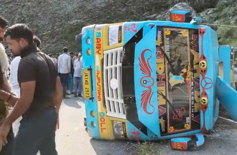 Two Dead, Five Injured as Passenger Minibus Overturns in J&K’s Reasi District