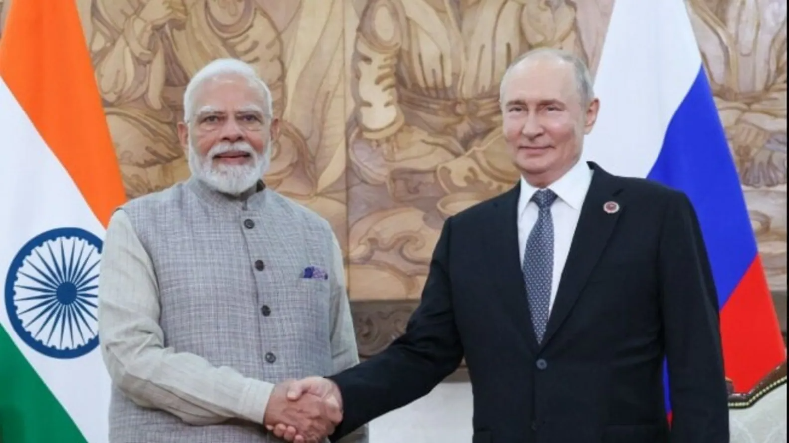 Russia Ready to Supply ‘As Much Oil as India Needs,’ Envoy Slams US Tariff Threats