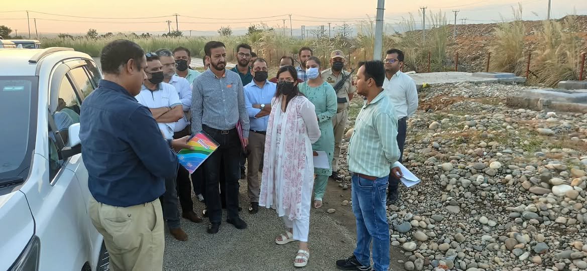 JMC Commissioner Inspects Waste Processing Facilities, Directs Trial Run of C&D Plant
