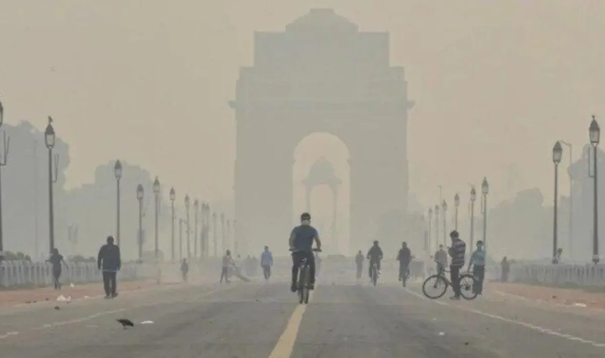 Delhi’s Air Quality Slips into ‘Poor’ Category as Winter Approaches