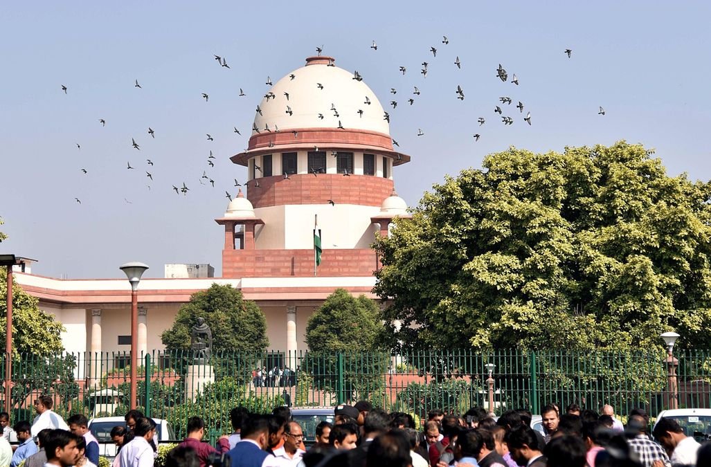 Supreme Court Directs End to Illegal Detentions, Orders Restoration of Metro and Internet Services in Delhi